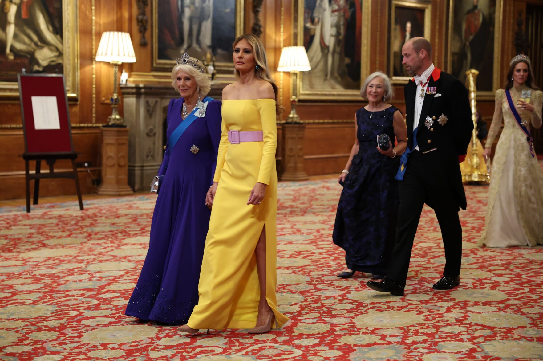 li-royals-trump-uk melania.JPG